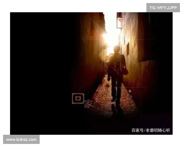 《刀光剑影中破碎的江湖梦探秘武术电影背后的英雄与传奇》 《刀光剑影中破碎的江湖梦探秘武术电影背后的英雄与传奇》